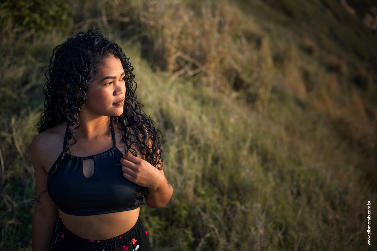 Ensaio fotográfico feminino no Mirante da Praia Grande em Arraial do Cabo - RJ