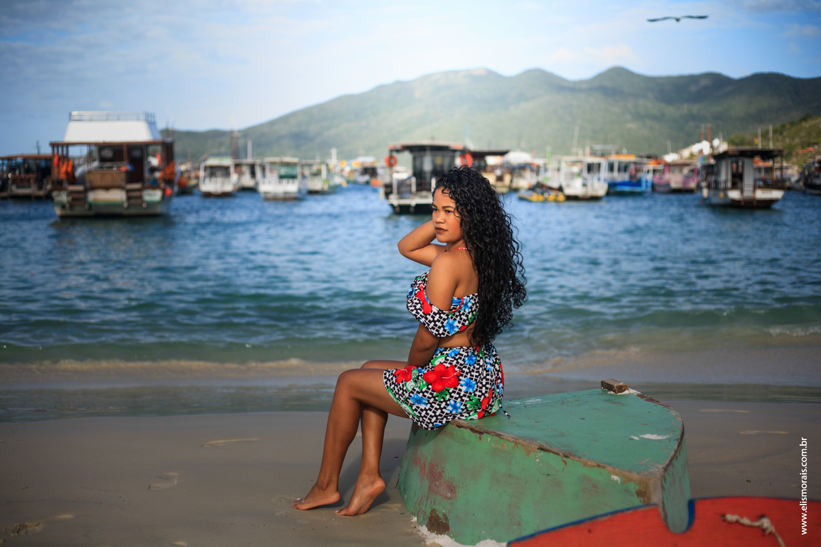 Ensaio fotográfico feminino na Praia dos Anjos em Arraial do Cabo - RJ