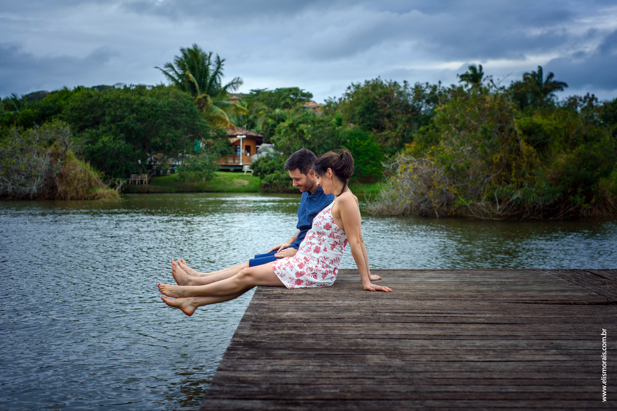 Ensaio Fotográfico de gestante na Praia da Ferradura em Búzios no Rio de Janeiro