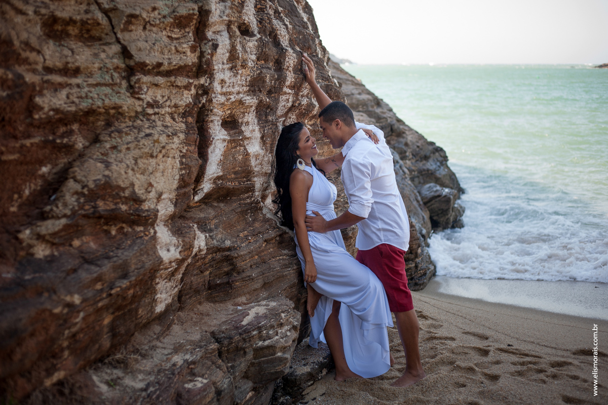 fotos do ensaio fotográfico de casal na Praia de João Fernandes em Búzios - RJ