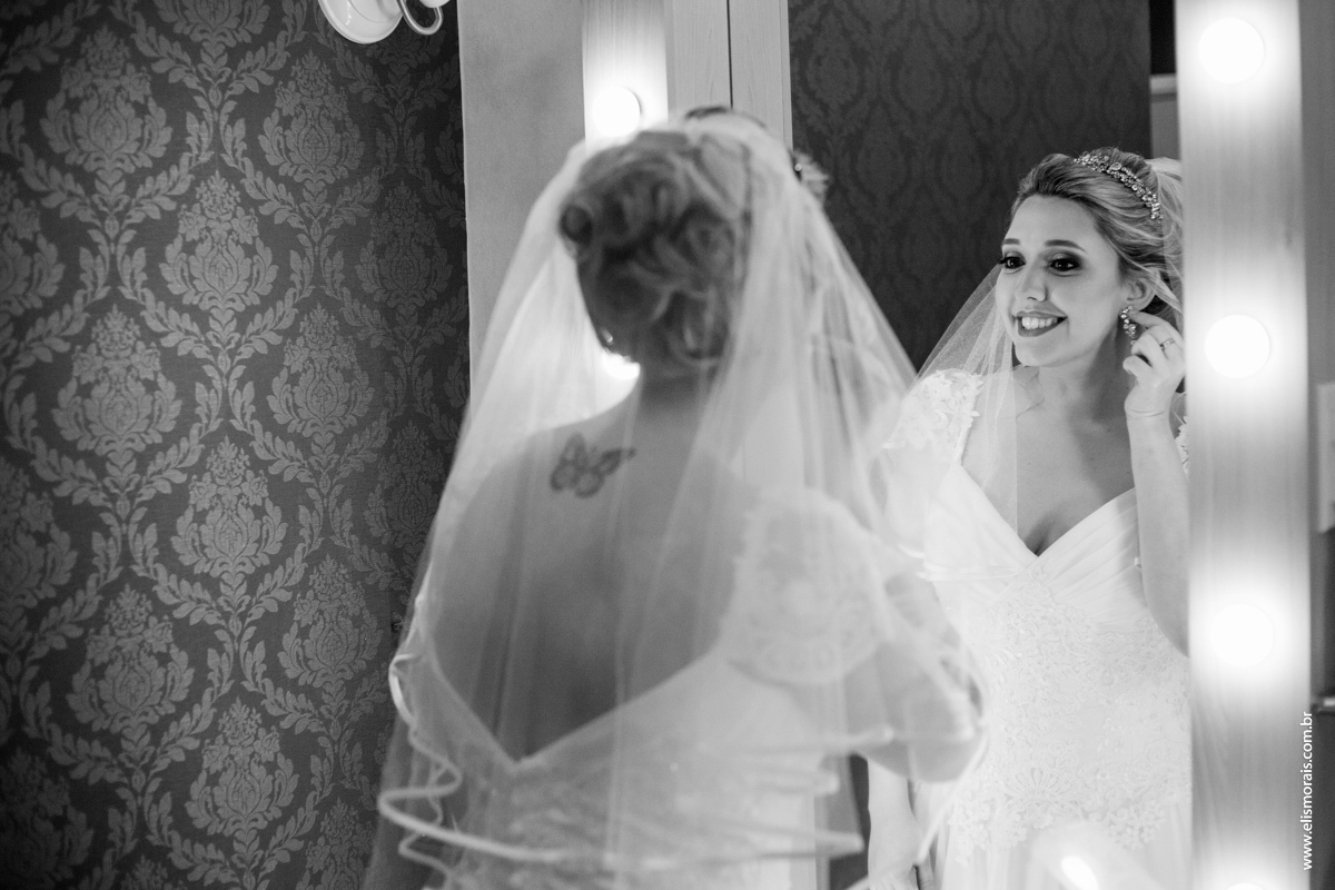 fotografia do Making Of da noiva no salão de beleza em Araruama - RJ