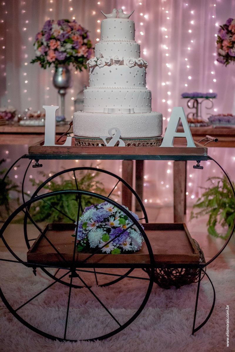 fotografia da decoração do casamento  na Mansão das Orquídeas Casa de Festas em Araruama - RJ