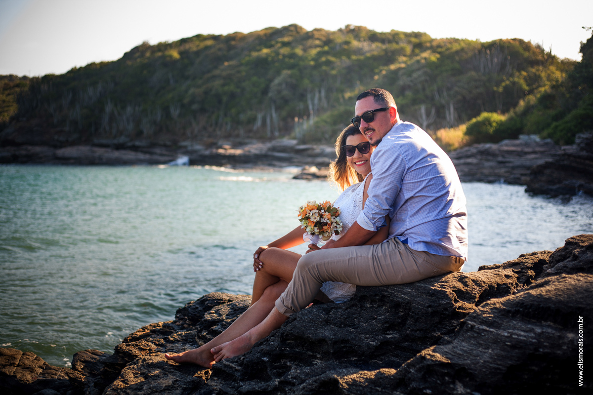 Fotos do Ensaio Fotográfico de Casal na Praia do Forno em Búzios - RJ
