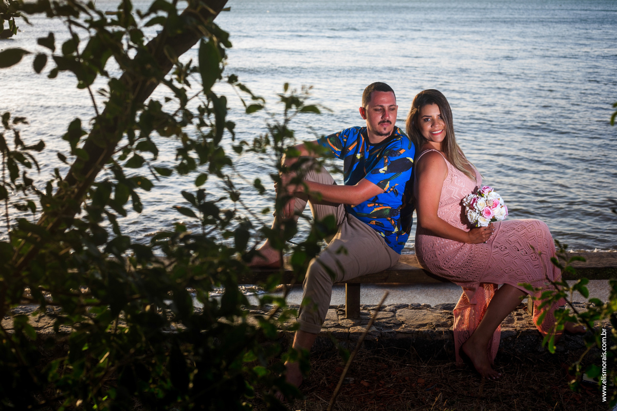 Fotos do Ensaio Fotográfico de Casal na Praia de Manguinhos no Porto da Barra em Búzios - RJ