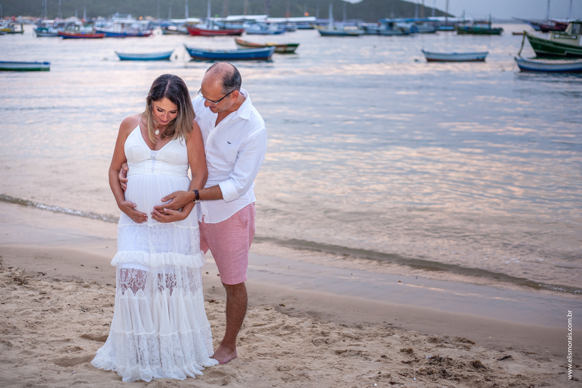 Ensaio fotográfico gestante na Praia dos Ossos em Búzios - RJ
