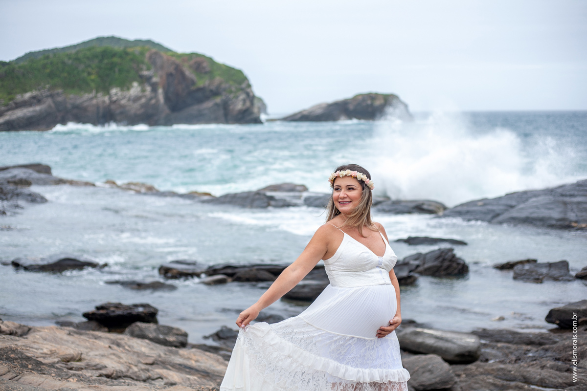 Ensaio fotográfico gestante na Ponta da Lagoinha em Búzios - RJ