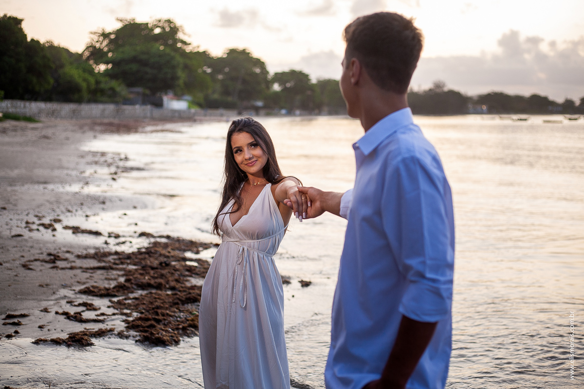ensaio fotográfico de casal na praia de Manguinhos, Porto da Barra em Búzios - RJ