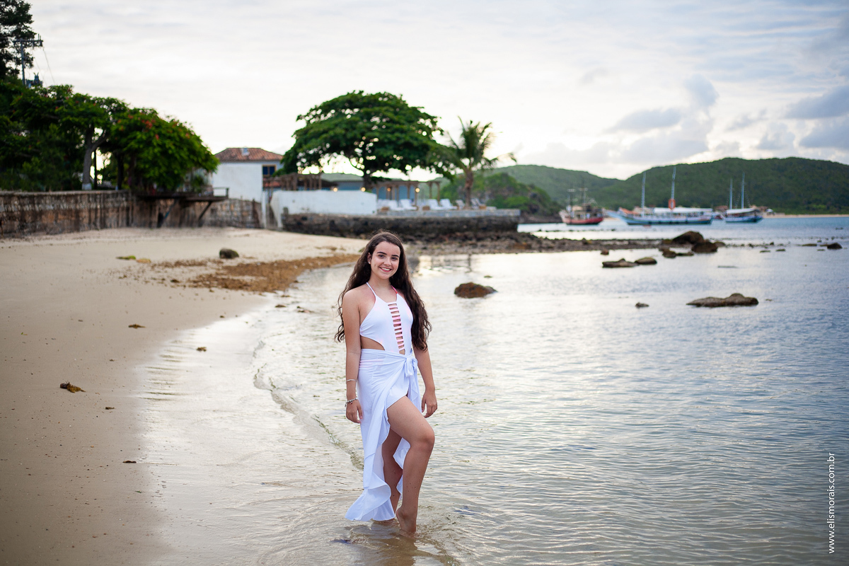 ensaio fotográfico de 15 anos na Praia da Armação em Búzios - RJ
