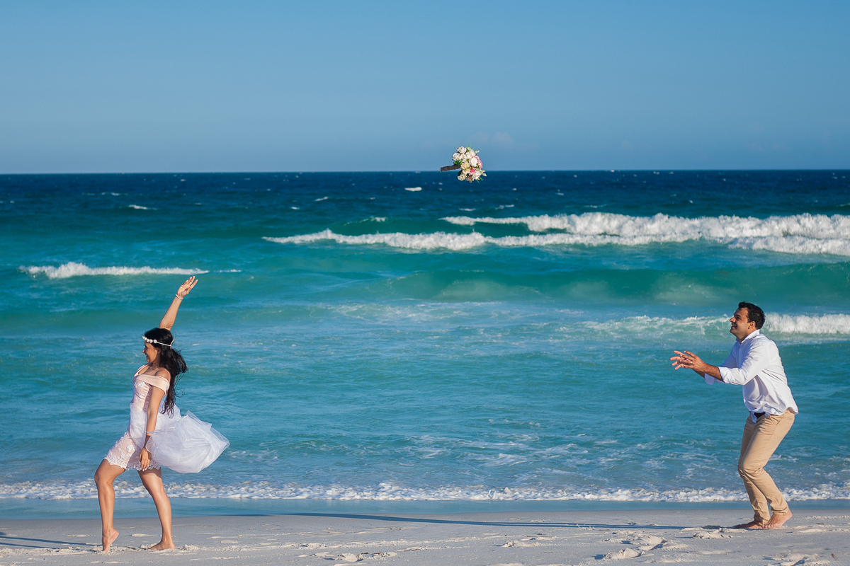 Elopement Wedding na Praia do Foguete em Cabo Frio - RJ
