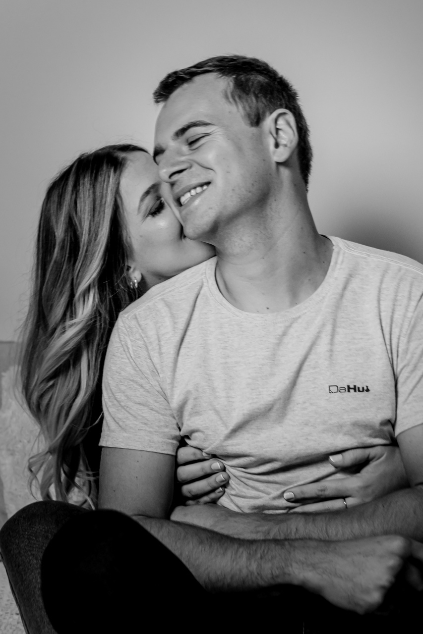 Fotografia de casal - Especial dia dos namorados - Ensaio de casal - Fotógrafa de casais em Encantado - Vanessa Cristina Fotografia