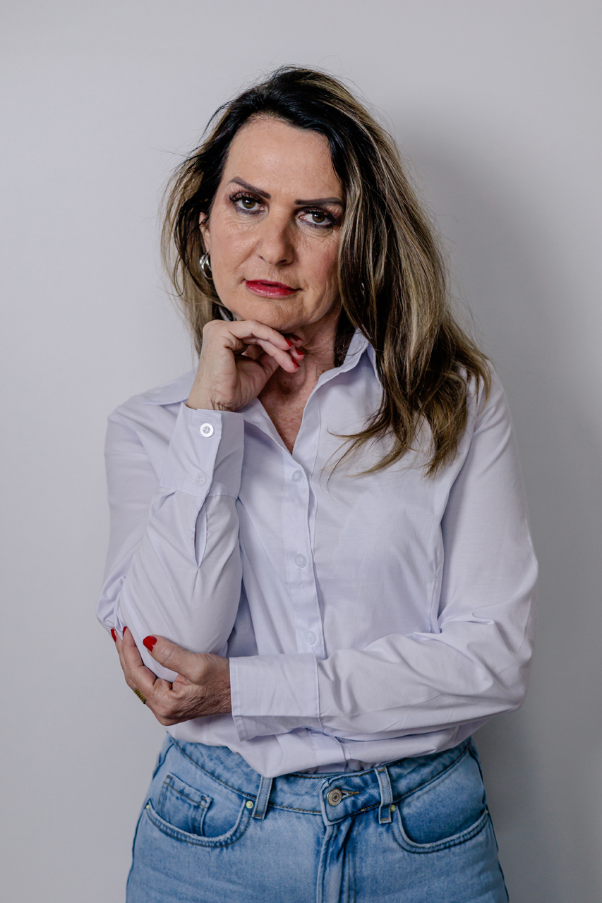 Ensaio feminino em estúdio - fotografia feminina em estúdio - estúdio de fotografia Vanessa Cristina Fotografia em Encantado