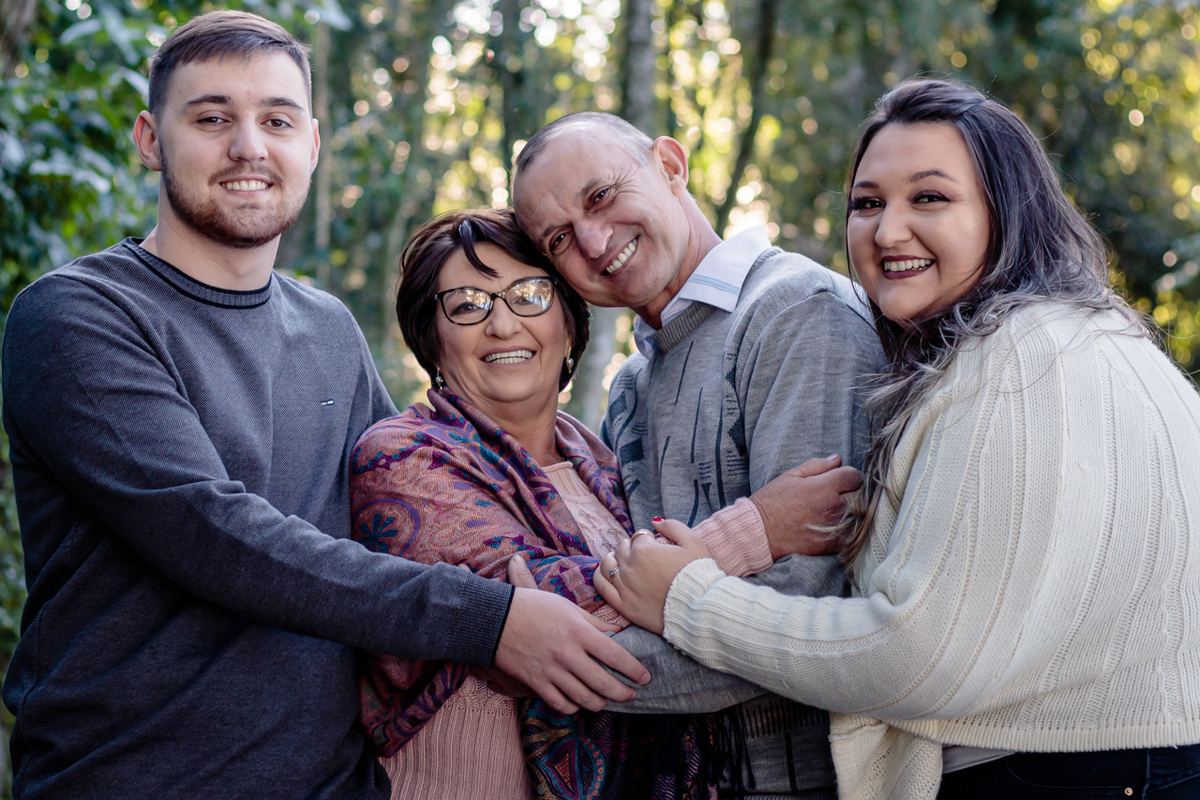 Ensaio de família - fotógrafa de família em Encantado - Vanessa Cristina Fotografia - Ensaio de casal na Lagoa da Garibaldi em Encantado