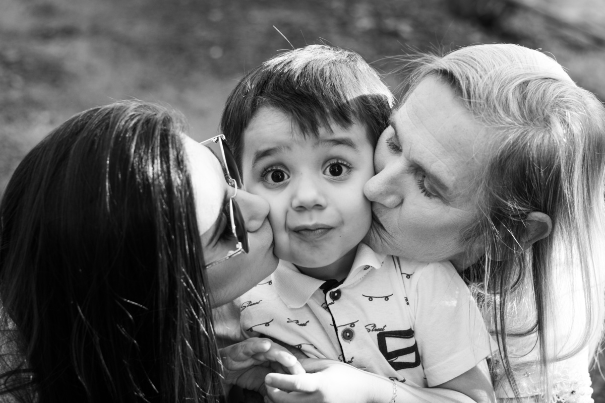 Fotografia de família lifestyle Fotografia de família Ensaio fotográfico de família Fotografia avó neto dinda em Doutor Ricardo na Gruta de Nossa Senhora de Lourdes com a fotógrafa Vanessa Cristina Fotografia