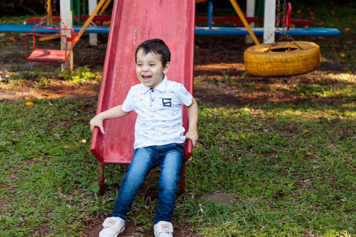 Fotografia infantil Ensaio fotográfico infantil em Doutor Ricardo na Gruta de Nossa Senhora de Lourdes com a fotógrafa Vanessa Cristina Fotografia