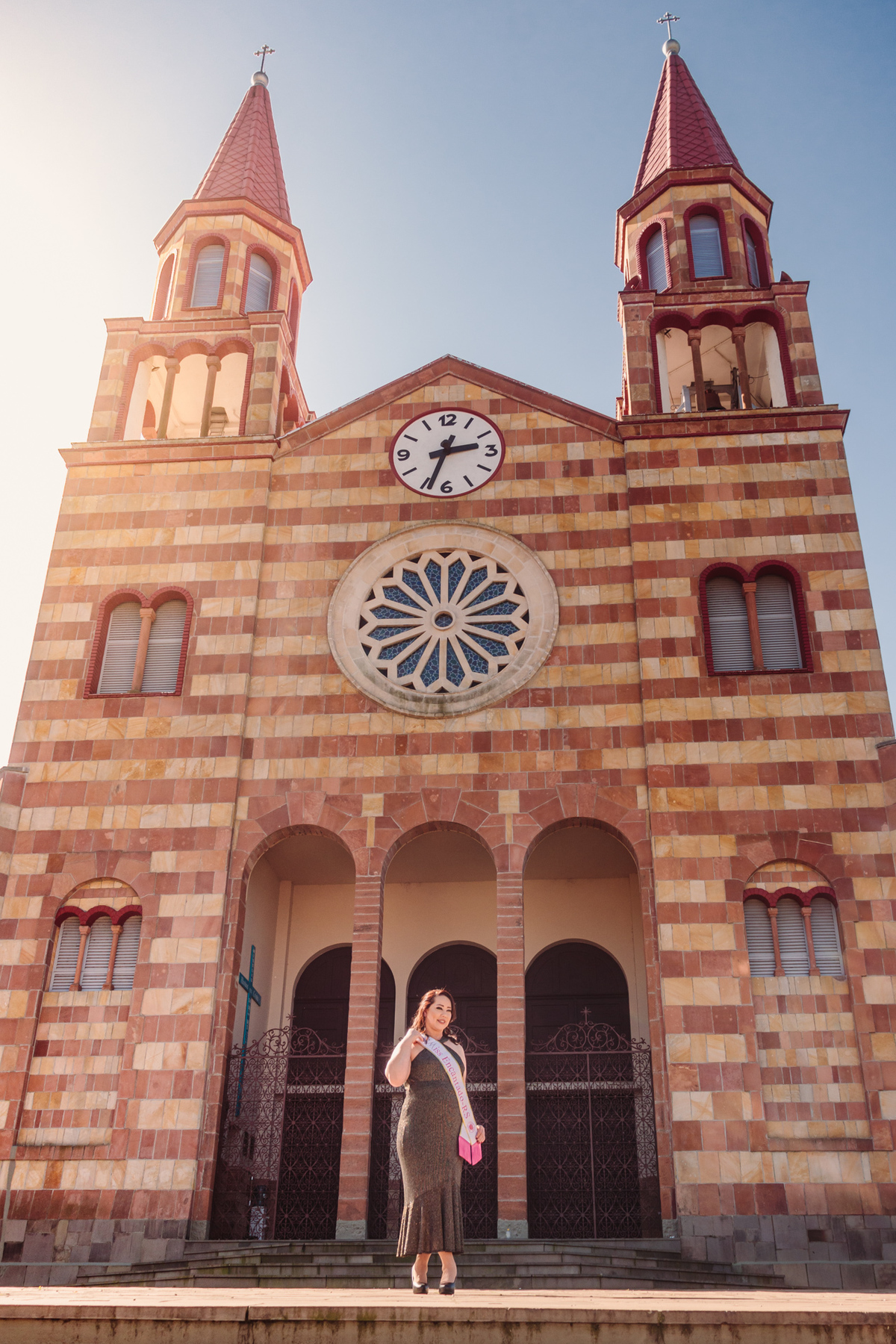 Fotografia Miss Encantado RS Plus Size 2020 Igreja Matriz São Pedro de Encantado - Fotógrafa Vanessa Cristina Fotografia