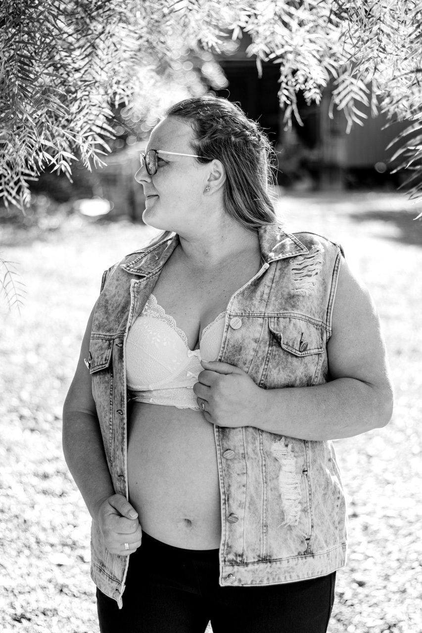 Ensaio fotográfico de gestante em Putinga com a fotógrafa Vanessa Cristina Fotografia