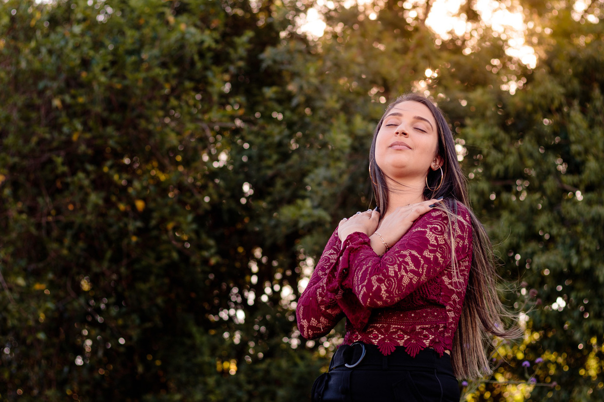 Fotografia em Roca Sales - Fotografia feminina Ensaio fotográfico na estação férrea de Roca Sales Fotógrafa em Roca Sales com a fotógrafa Vanessa Cristina Fotografia