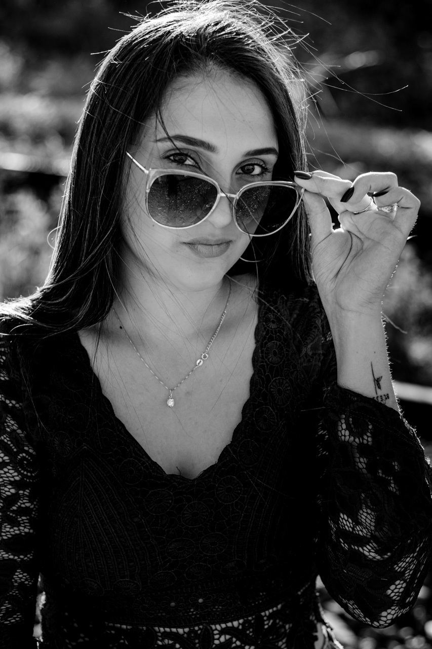 Fotografia em Roca Sales - Fotografia feminina Ensaio fotográfico na estação férrea de Roca Sales Fotógrafa em Roca Sales com a fotógrafa Vanessa Cristina Fotografia