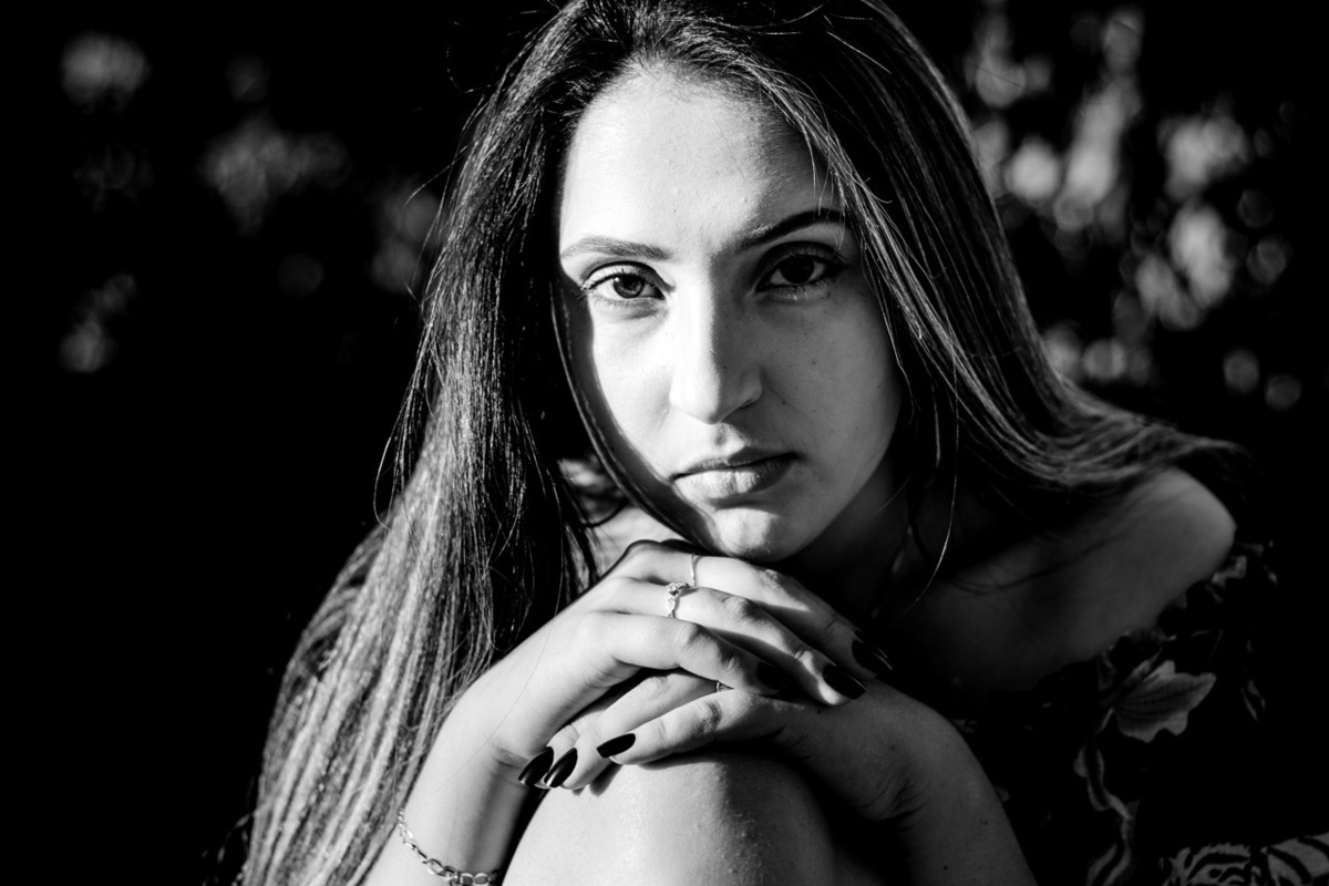 Fotografia em Roca Sales - Fotografia feminina Ensaio fotográfico na estação férrea de Roca Sales Fotógrafa em Roca Sales com a fotógrafa Vanessa Cristina Fotografia
