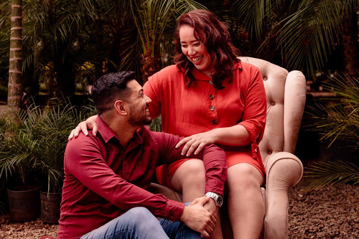 Ensaio FOtográfico de família fotografia de família mãe e filhos Dia das Mães na Floricultura Paraíso das Flores em Encantado com Vanessa Cristina Fotografia