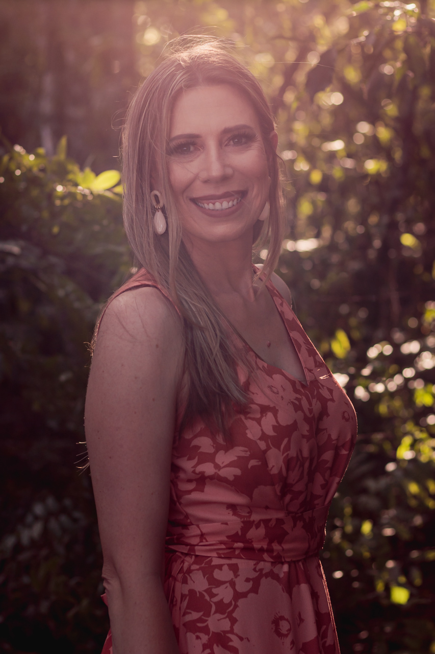 Ensaio fotográfico feminino - fotografia feminina - ensaio pessoal com a fotógrafa Vanessa Cristina Fotografia em Encantado RS na Lagoa da Garibaldi 