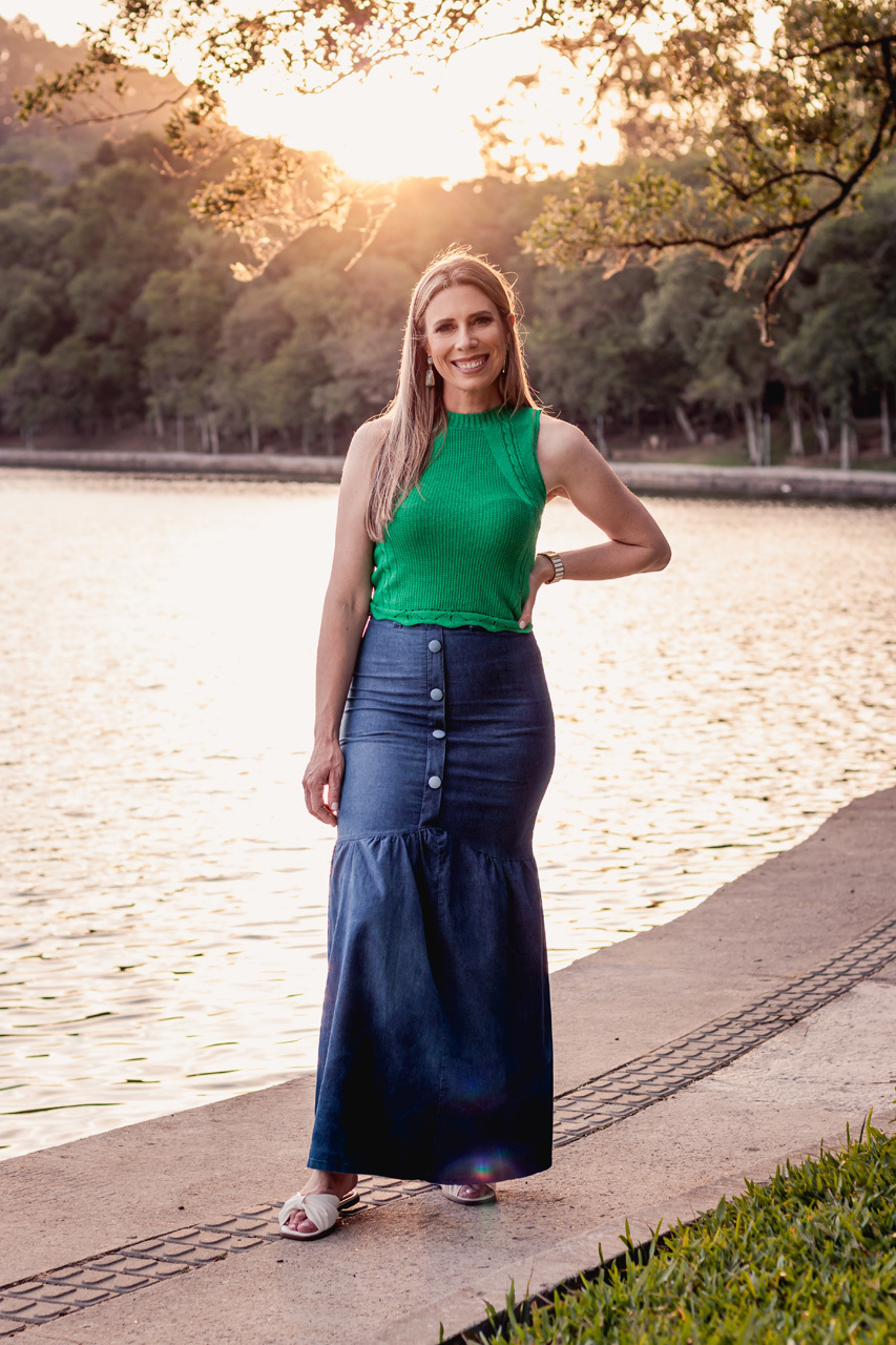 Ensaio fotográfico feminino - fotografia feminina - ensaio pessoal com a fotógrafa Vanessa Cristina Fotografia em Encantado RS na Lagoa da Garibaldi 
