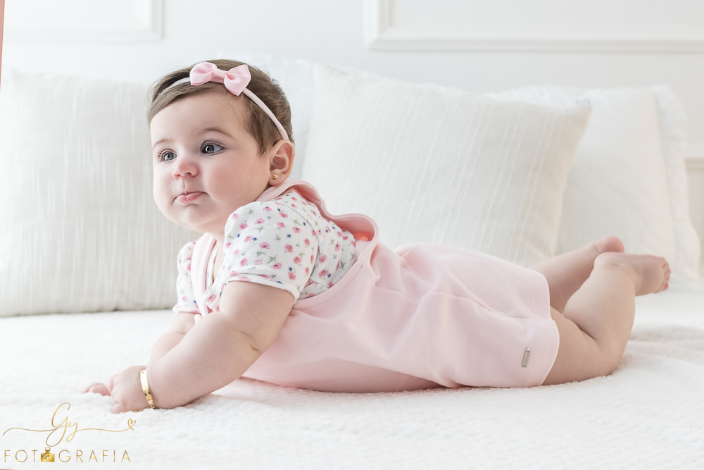 Ensaio de bebê. Foto para catálogo. Fotógrafo em Londrina especializado em ensaios de bebês e crianças!
Momento registrado pela fotógrafa Giscellayne | Gy fotografia 