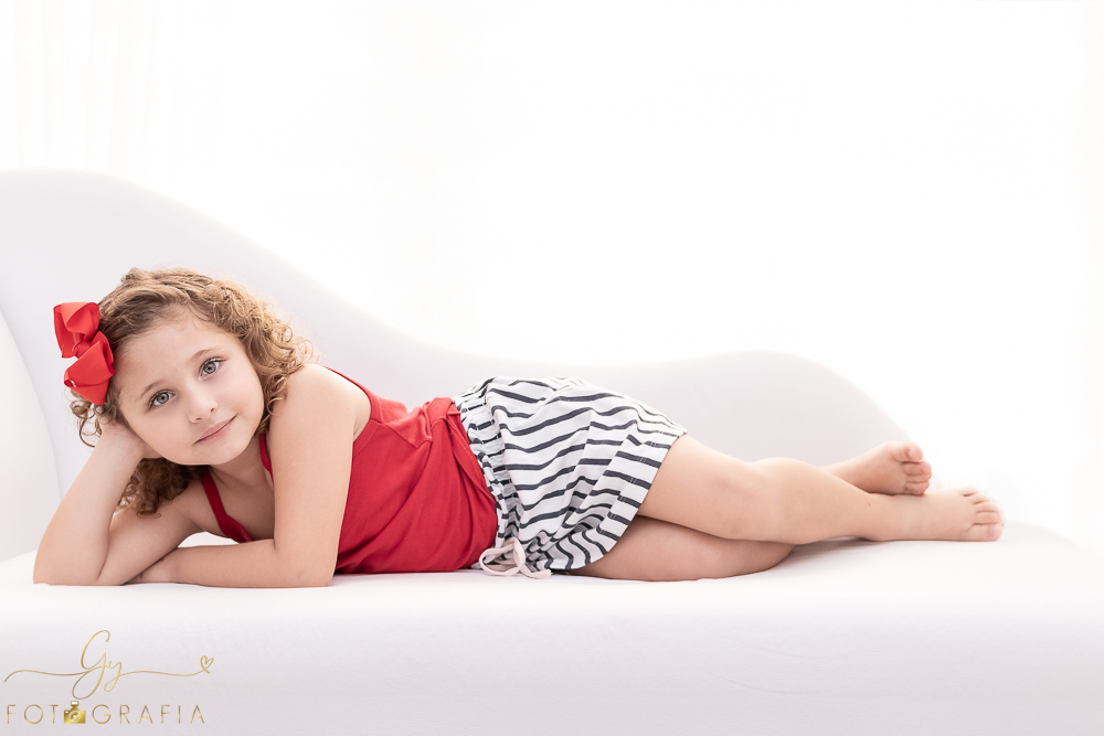 Ensaio de natal em londrina com Papai Noel. fotografo em londrina especializado em ensaios de bebes, crianças e família! 
Momento registrado pela fotografa Giscellayne - Gy Fotografia.