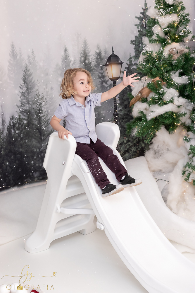 Ensaio de natal em Londrina. Fotógrafo em londrina especializado em ensaios de bebês e crianças. Momento registrado pela fotógrafa Giscellayne | Gy fotografia 