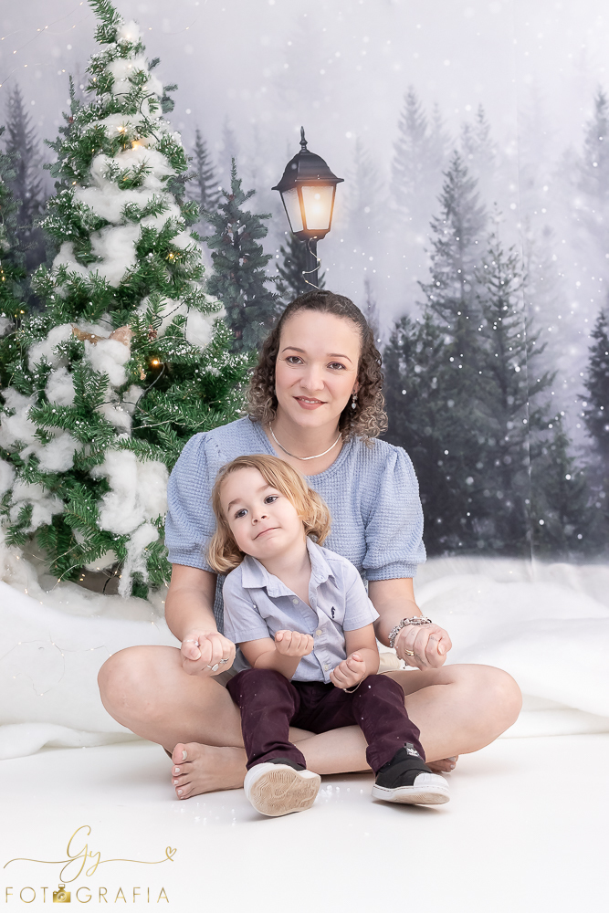 Ensaio de natal em Londrina. Fotógrafo em londrina especializado em ensaios de bebês e crianças. Momento registrado pela fotógrafa Giscellayne | Gy fotografia 