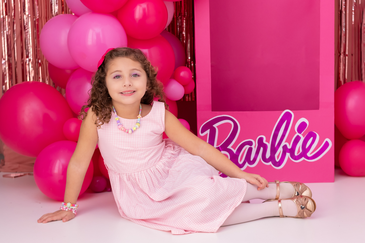 Ensaio Barbie em Londrina. Fotografo em londrina especializado em ensaios de bebes, crianças e adulto. Momento registrado pela fotografa Giscellayne - Gy fotografia