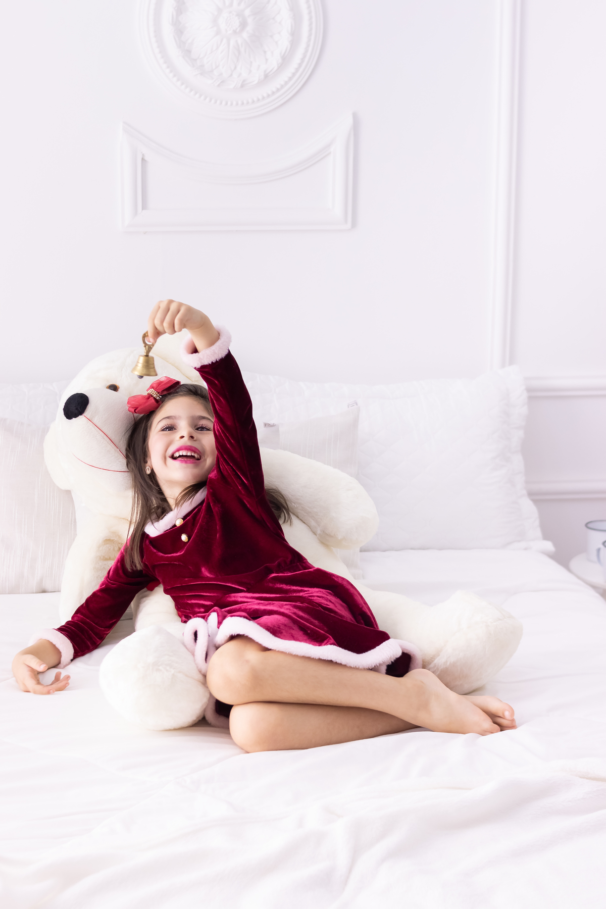 Mini ensaio de natal 2023. fotografo em londrina especializado em ensaios de bebes e crianças, um ensaio para a família toda! Momento registrado pela fotografa Giscellayne - Gy Fotografia.