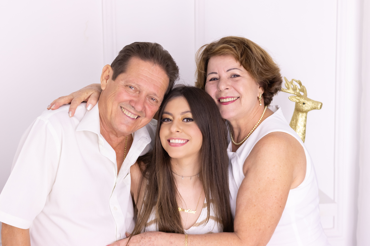 Mini ensaio especial de natal. momento registrado pela fotografa Giscellayne - Gy Fotografia. Fotografo especialista em ensaios de bebes e crianças. ensaio para toda a família de todas as idades