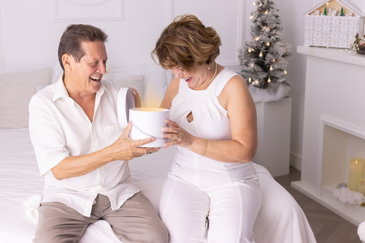 Mini ensaio especial de natal. momento registrado pela fotografa Giscellayne - Gy Fotografia. Fotografo especialista em ensaios de bebes e crianças. ensaio para toda a família de todas as idades