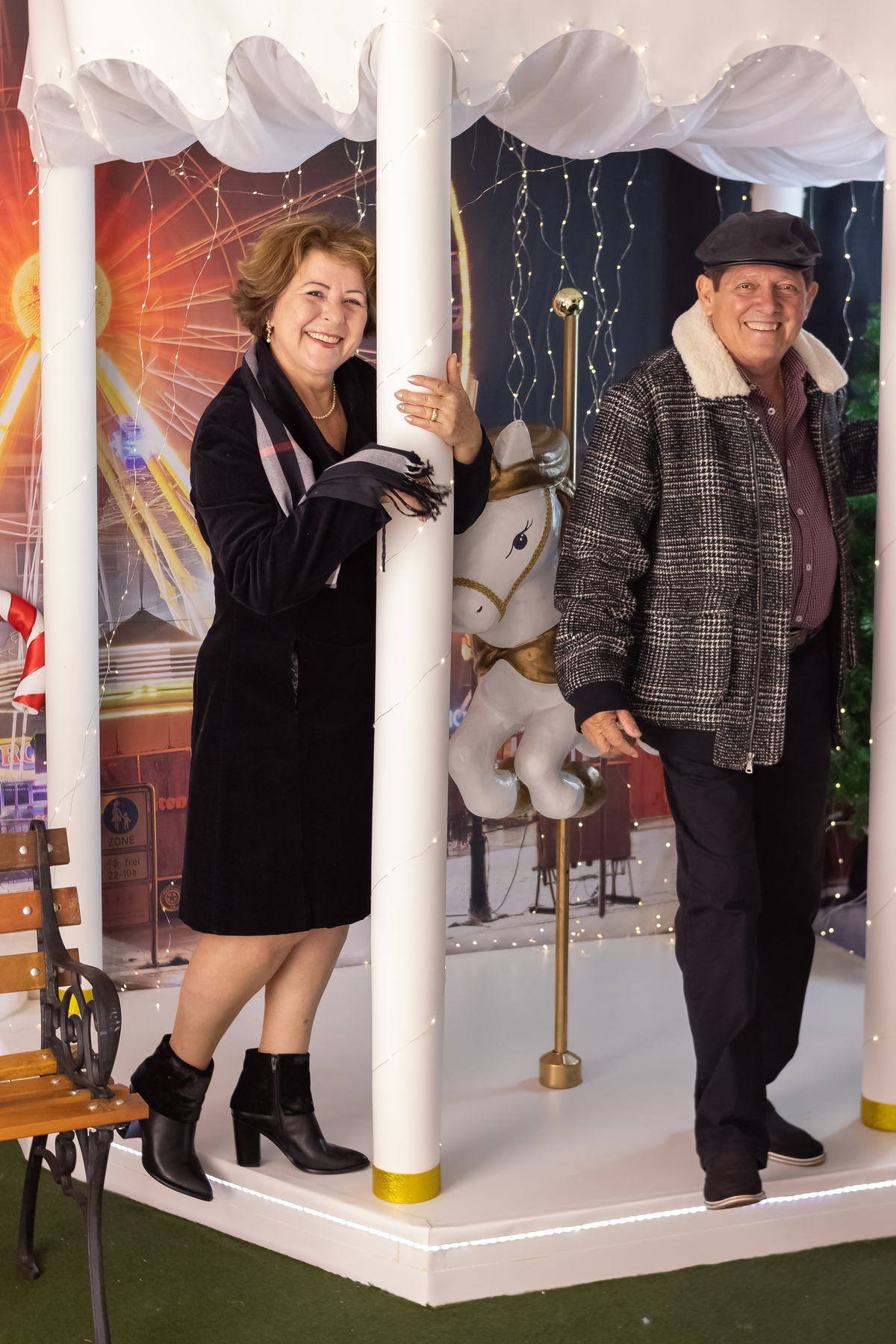 Mini ensaio especial de natal. momento registrado pela fotografa Giscellayne - Gy Fotografia. Fotografo especialista em ensaios de bebes e crianças. ensaio para toda a família de todas as idades