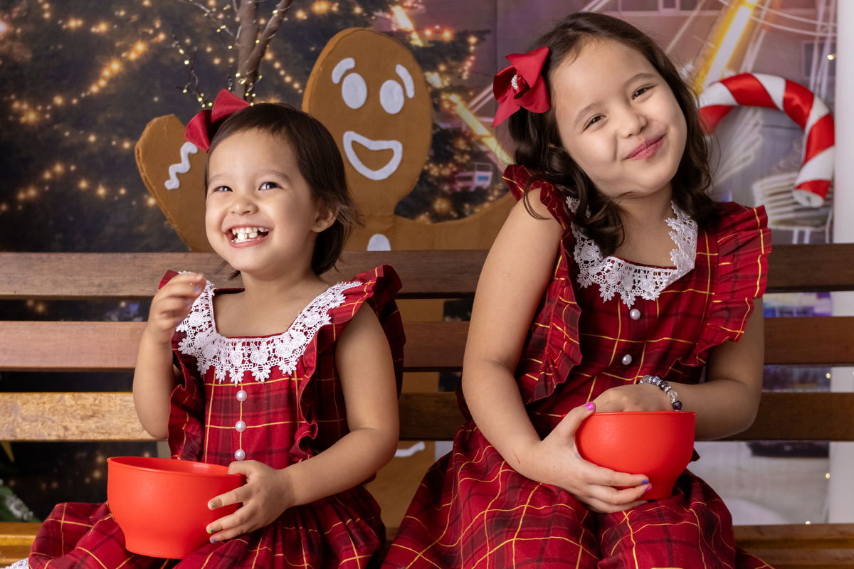 Mini ensaio especial de natal. momento registrado pela fotografa Giscellayne - Gy Fotografia. Fotografo especialista em ensaios de bebes e crianças. ensaio para toda a família de todas as idades