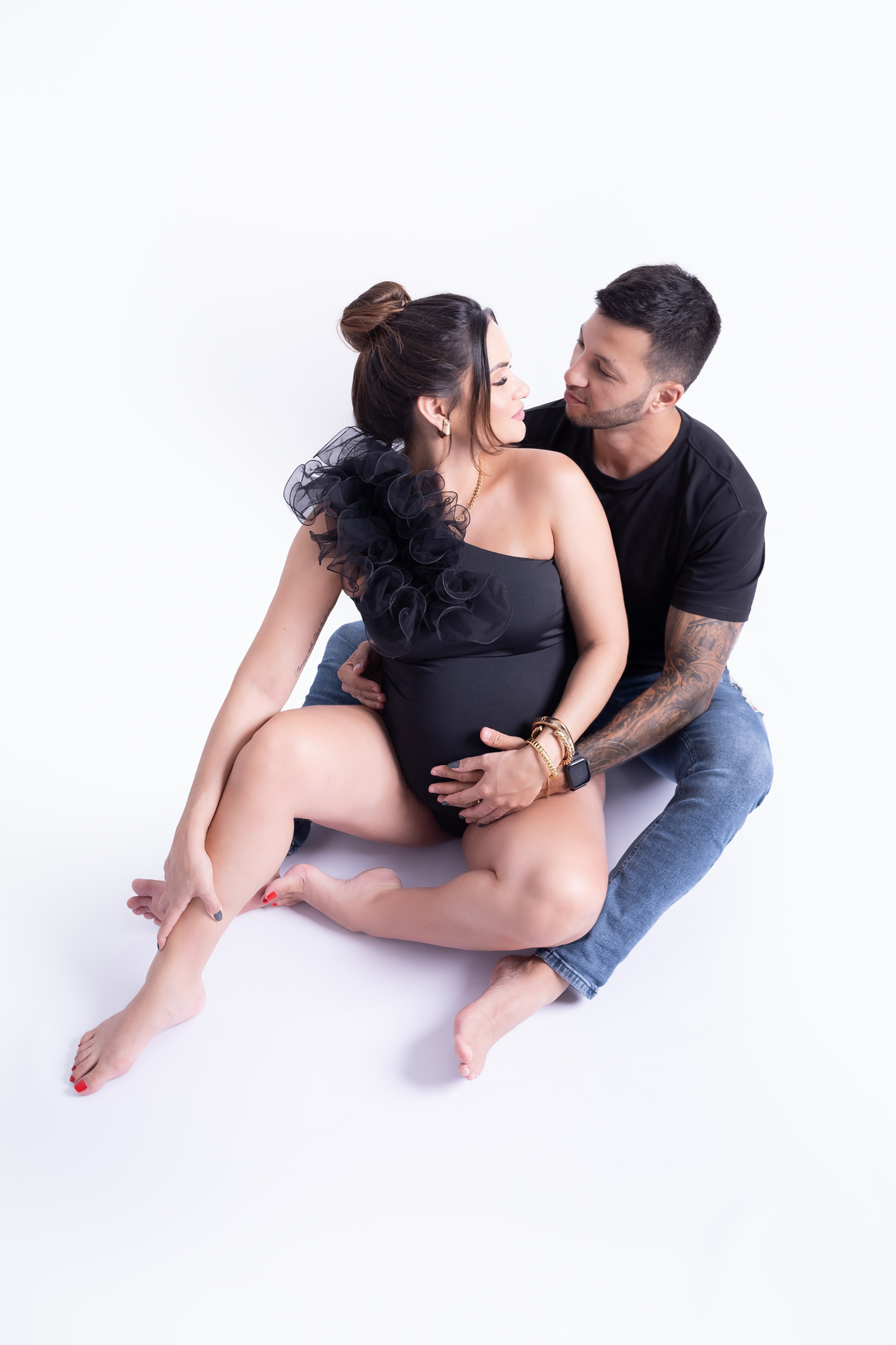 Ensaio de gestante da Priscila Delalibera empresária da loja Pryxx realizada no estúdio Gy fotografia em Londrina. A espera de Francisco.