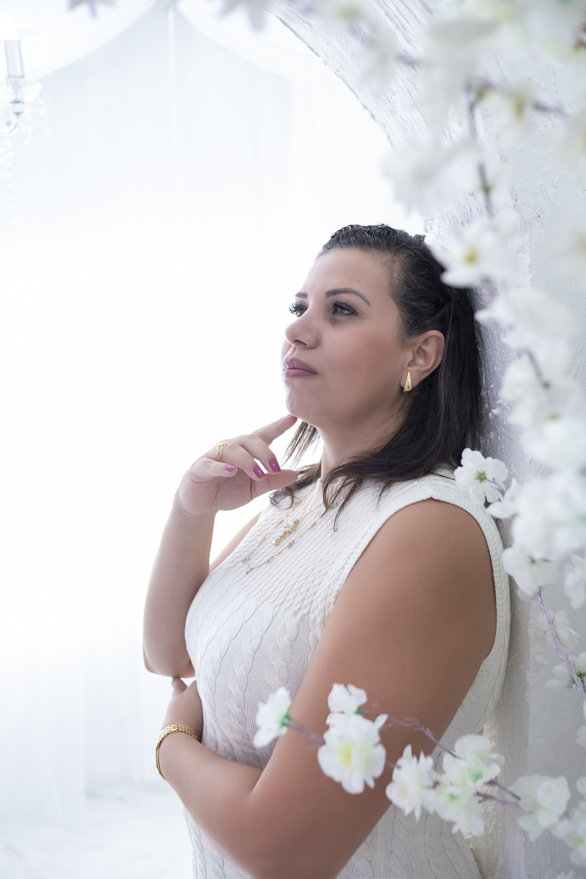Ensaio de Dia das Mães em estúdio. Fotógrafo em Londrina especializado em ensaios de família, bebês e crianças. Momento registrado pela fotógrafa Giscellayne.