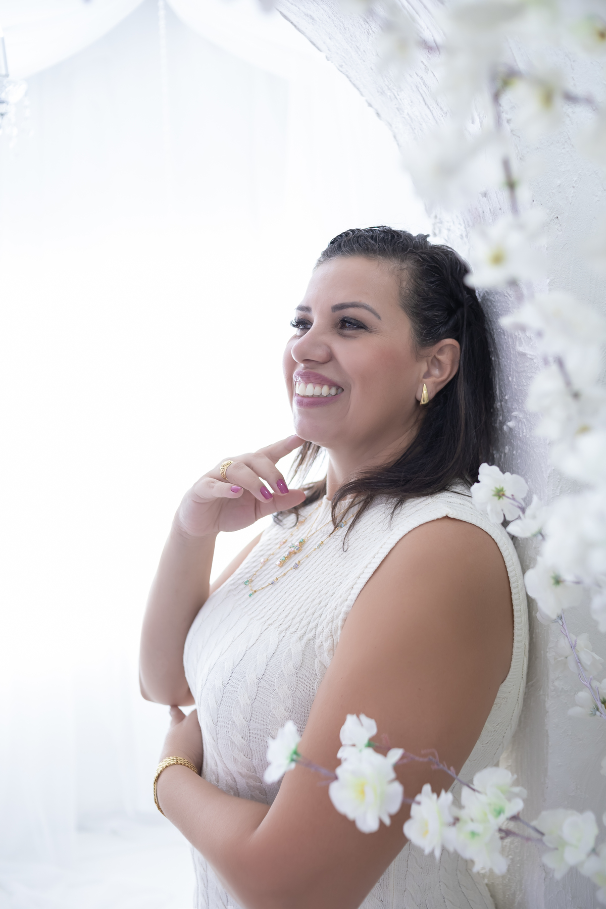 Ensaio de Dia das Mães em estúdio. Fotógrafo em Londrina especializado em ensaios de família, bebês e crianças. Momento registrado pela fotógrafa Giscellayne.