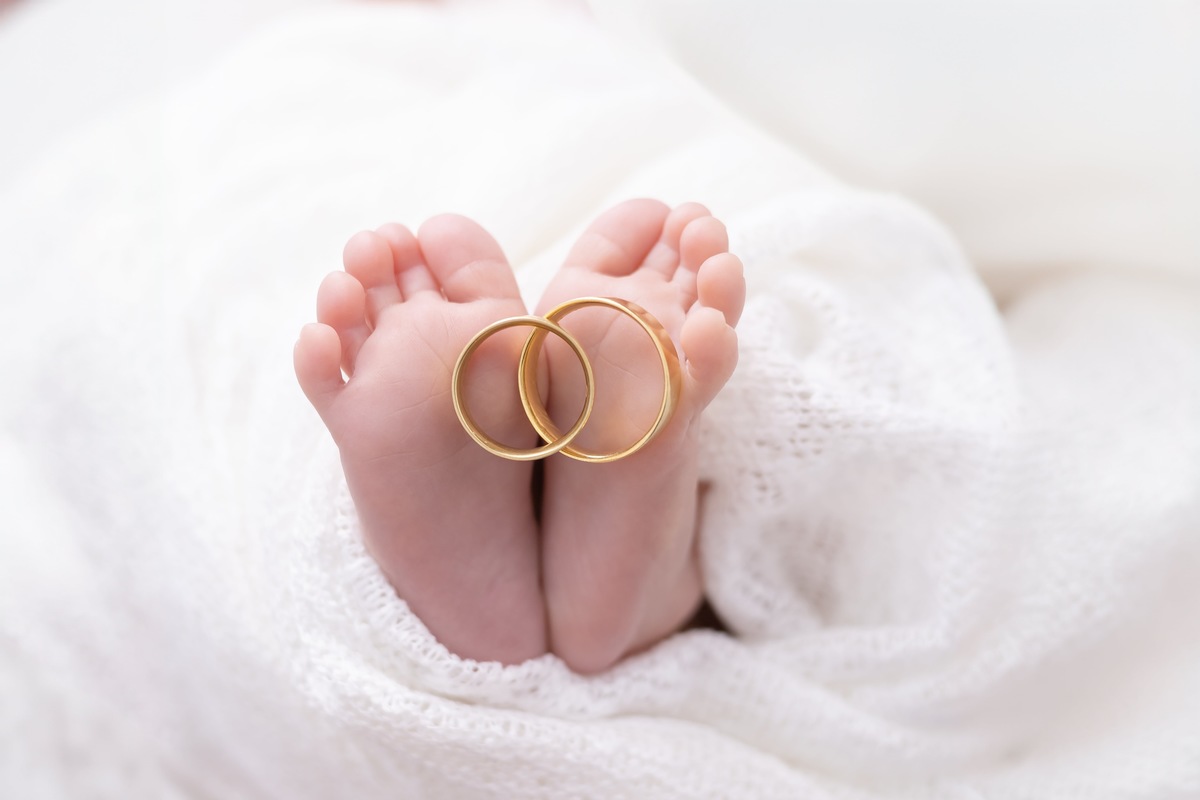 Ensaio de newborn em estudio. Fotografo em londrina especializado em ensaios de bebes e crianças. Momento registrado pela fotografa Giscellayne.