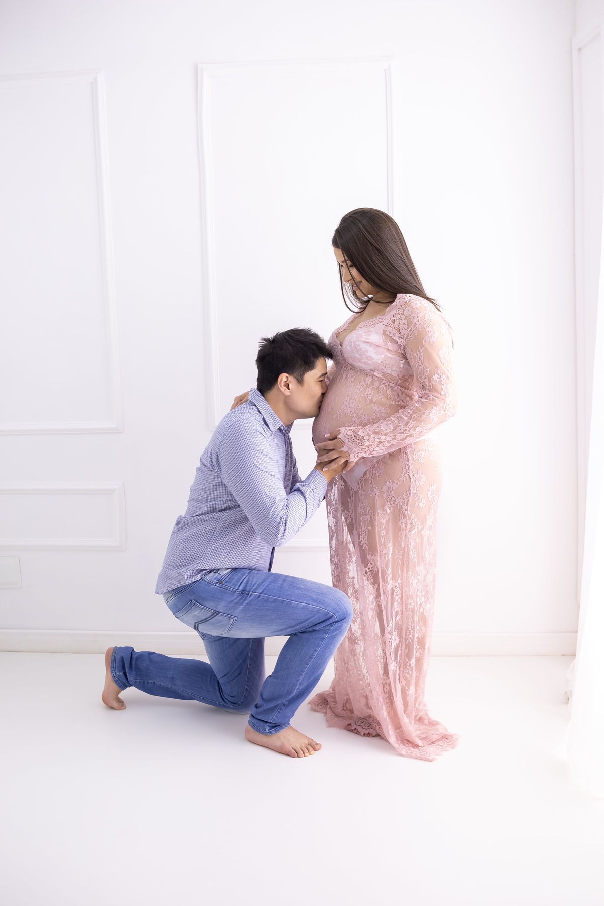 Ensaio de gestante em estudio. Fotografo em londrina especializado em ensaios de bebes e crianças. Momento registrado pela fotografa Giscellayne.
