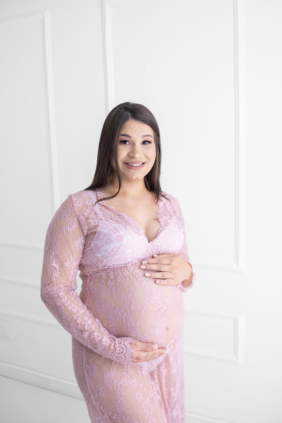 Ensaio de gestante em estudio. Fotografo em londrina especializado em ensaios de bebes e crianças. Momento registrado pela fotografa Giscellayne.