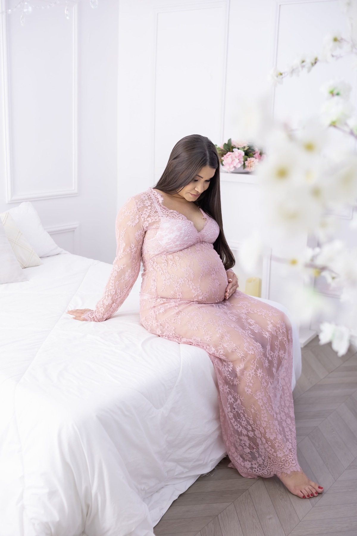 Ensaio de gestante em estudio. Fotografo em londrina especializado em ensaios de bebes e crianças. Momento registrado pela fotografa Giscellayne.