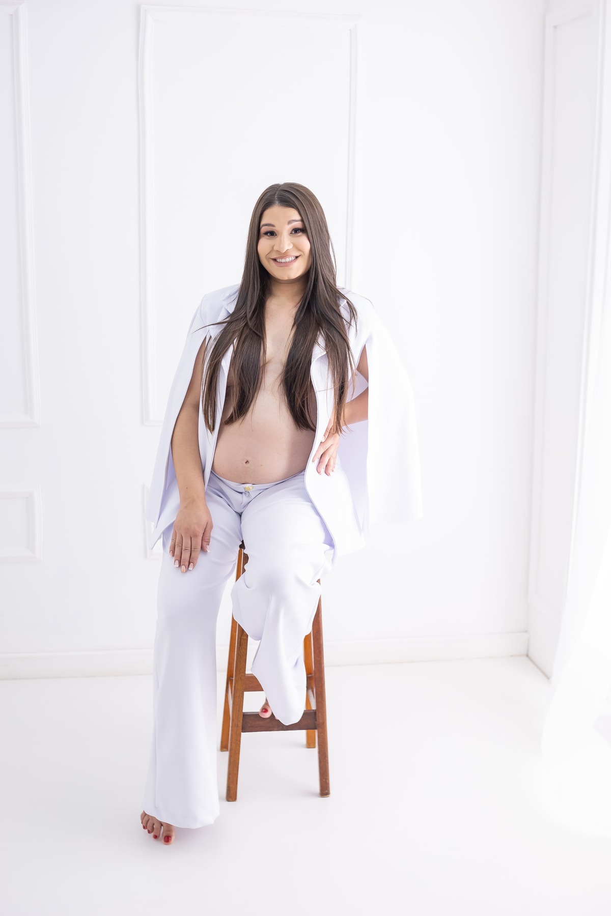 Ensaio de gestante em estudio. Fotografo em londrina especializado em ensaios de bebes e crianças. Momento registrado pela fotografa Giscellayne.