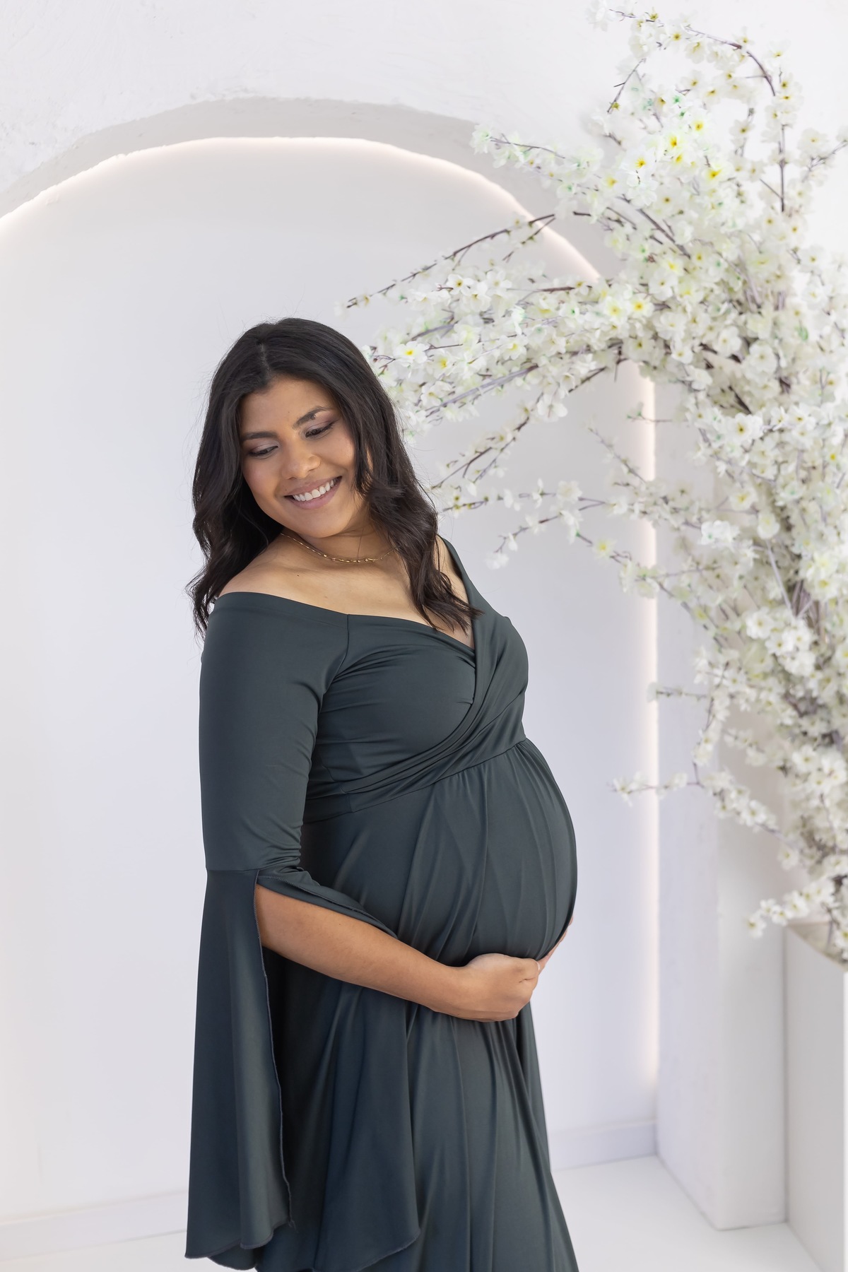 Ensaio de gestante em estudio. Fotografo em londrina especializado em ensaios de bebes e crianças. Momento registrado pela fotografa Giscellayne.