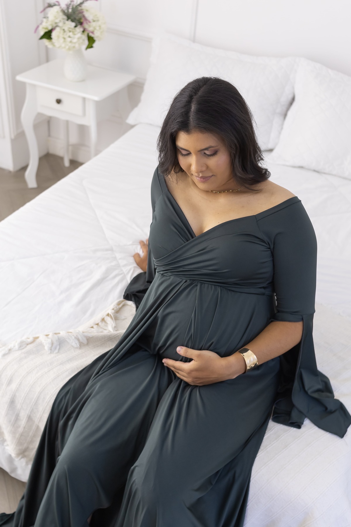 Ensaio de gestante em estudio. Fotografo em londrina especializado em ensaios de bebes e crianças. Momento registrado pela fotografa Giscellayne.