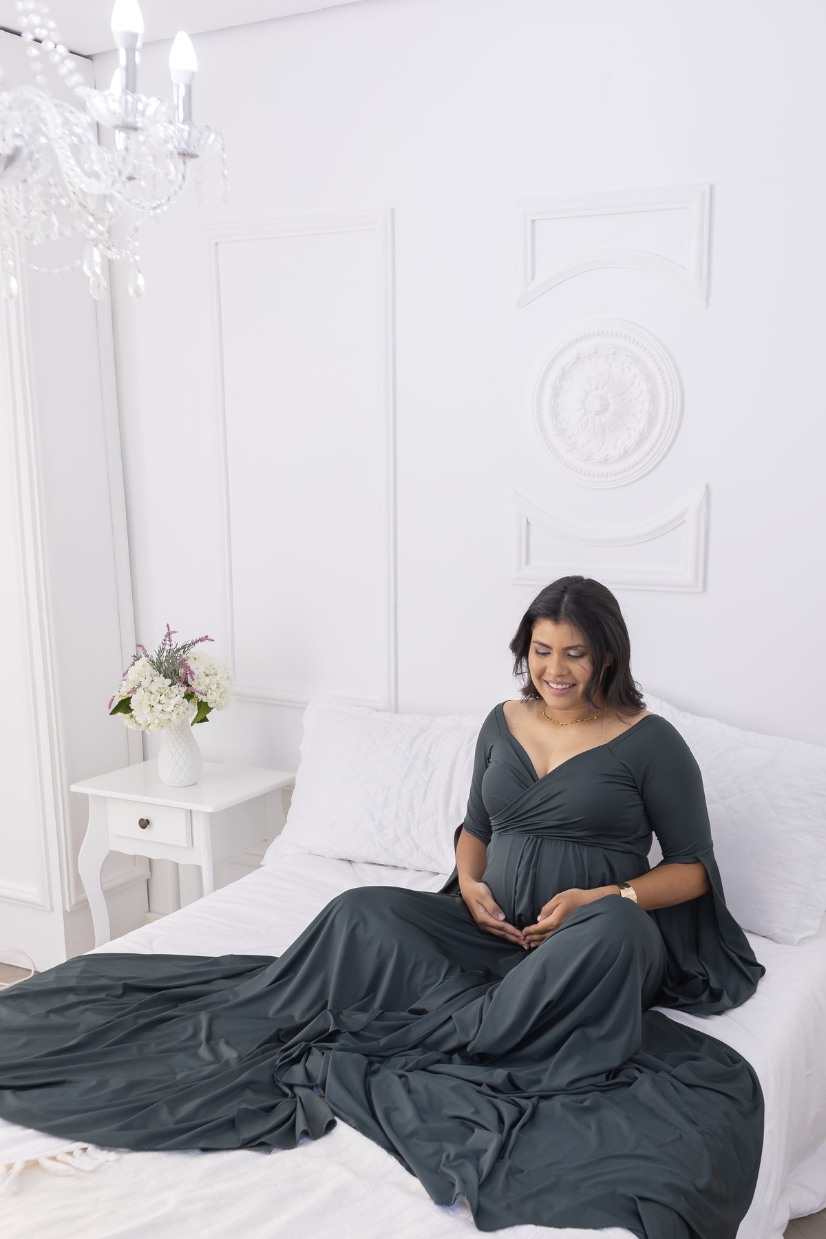 Ensaio de gestante em estudio. Fotografo em londrina especializado em ensaios de bebes e crianças. Momento registrado pela fotografa Giscellayne.