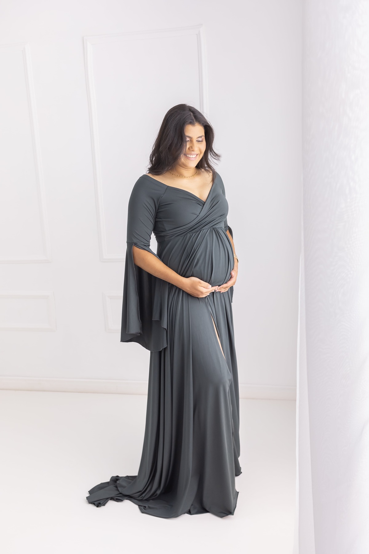 Ensaio de gestante em estudio. Fotografo em londrina especializado em ensaios de bebes e crianças. Momento registrado pela fotografa Giscellayne.