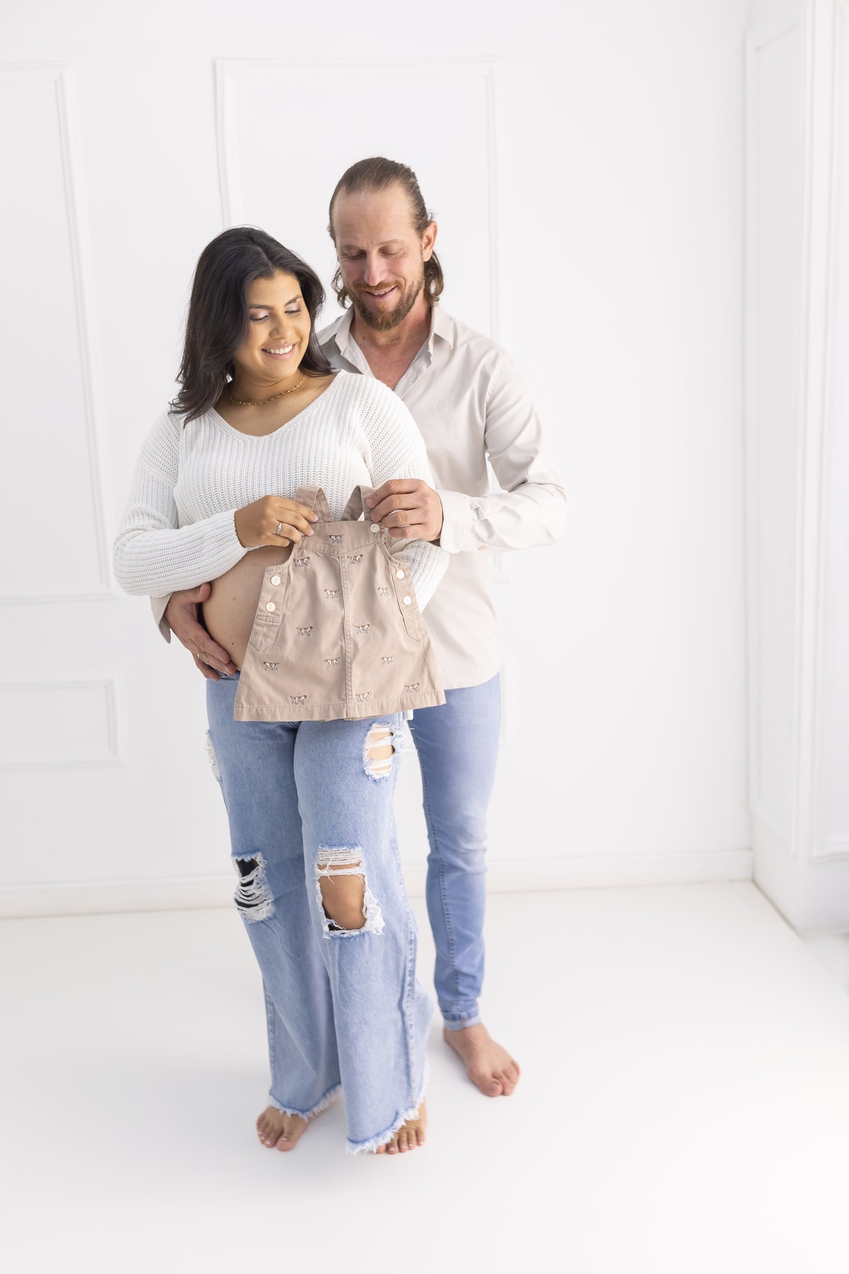 Ensaio de gestante em estudio. Fotografo em londrina especializado em ensaios de bebes e crianças. Momento registrado pela fotografa Giscellayne.