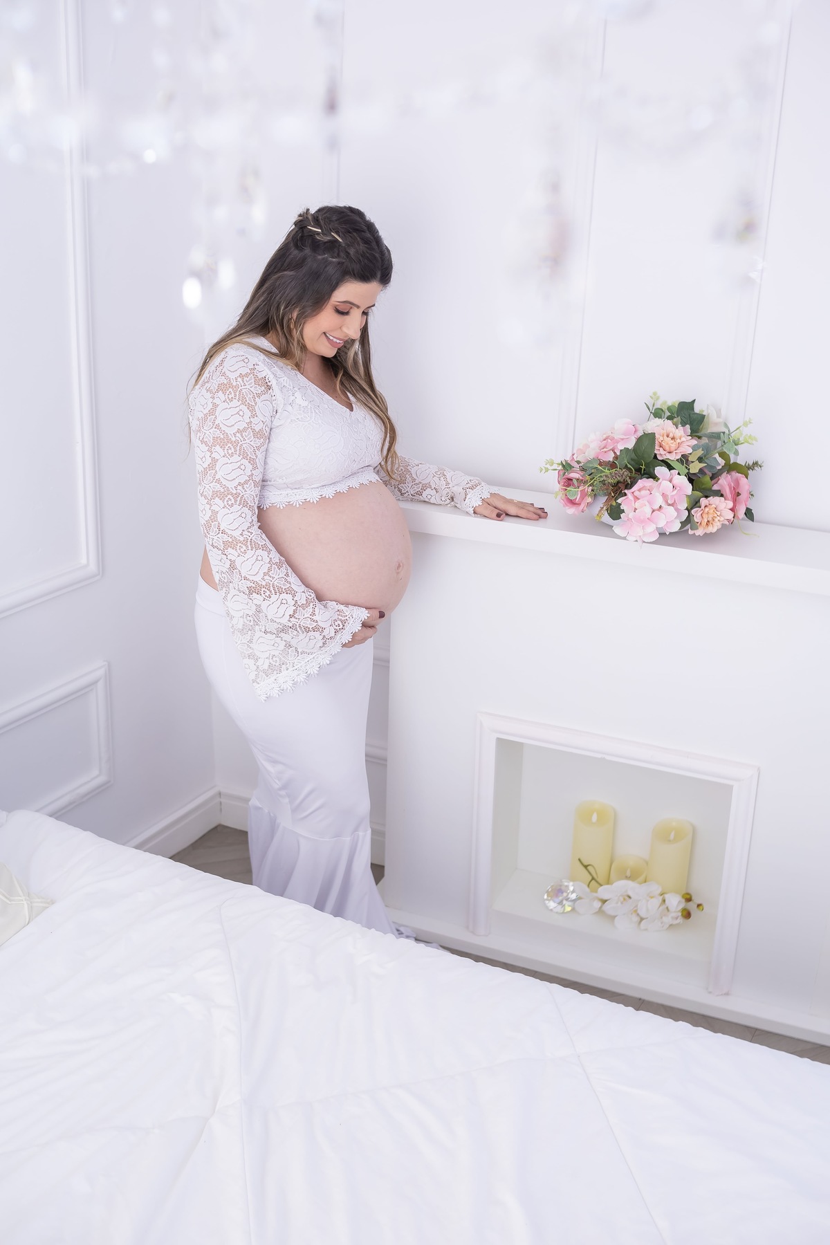 Ensaio de gestante em estudio. Fotografo em londrina especializado em ensaios de bebes e crianças. Momento registrado pela fotografa Giscellayne